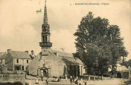 Roscanvel * Place De L'église Du Village * Villageois - Autres & Non Classés