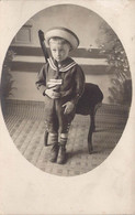 CPA Photographie - Portrait D'un Petit Garçon En Costume De Marin - Abbildungen