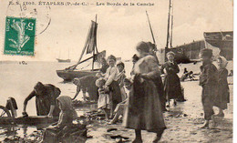 62. ETAPLES , Lavandiers , Laveuses Au Travail , Les Bords De La Ganche. 1915 - Etaples