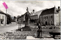 SAULX La Poste Et La Vierge Des Grands Puits - Saulx