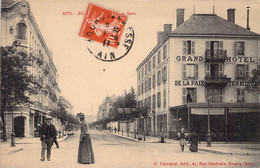 CPA - 01 - BOURG EN BRESSE - Rue De La Gare - Animée - Grand Hôtel De La Paix - R Ferrand BOURG - Andere & Zonder Classificatie