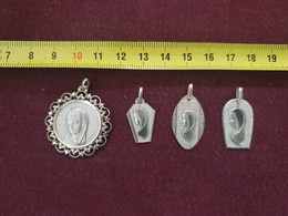 Lot De 4 Pendentifs Religieux En Argent,  Anciens - Anhänger