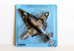 P-40 B - FABBRI ITALERI - AVION MILITAIRE DE COMBAT GUERRE MONDIALE WW AIRPLANE - ANCIEN MODELE AERONEF    (1610.120) - Aerei E Elicotteri