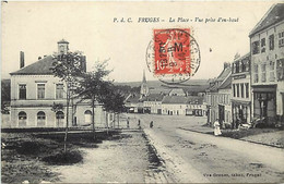 - Pas De Calais -ref-B174- Fruges - La Place - Vue Prise D En Haut - Petit Plan Magasins - - Fruges