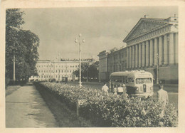 Saint Pétersbourg - Léningrad - Le Passage Du Palais - Bus Autobus - Russie Russia - Russie