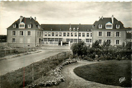 Villers Bocage * Vue Sur Le Groupe Scolaire * école - Other & Unclassified