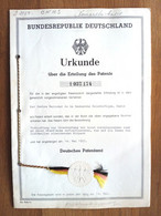 ALLEMAGNE BREVET D'INVENTION CNRS " CENTRE NATIONAL DE LA RECHERCHE SCIENTIFIQUE " 1953 10 PAGES ET DEPLIANT 300MMX211MM - Diplômes & Bulletins Scolaires