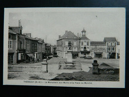 THENEZAY                                      LE MONUMENT AUX MORTS ET LA PLACE DU MARCHE - Thenezay