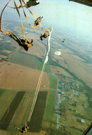 14673 LARGAGE DU PERSONNEL   PARACHUTISME Parachute Militaire  Photo Dujardin Pau Avion   (recto-verso) - Parachutting