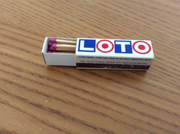 Boîte D'allumettes SEITA SLNLN Format Carré "LOTO" - Boites D'allumettes