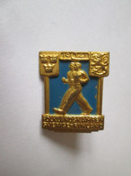 Insigne/badge WWII Sweden-Finland:Competition National Athletics Teams 1941,size=24 X 20 Mm - Transports