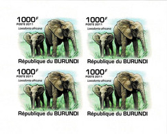 BURUNDI 2011 Mi 2030B KLB AFRICAN SAVANNA ELEPHANT MINT IMPERFORATED MINIATURE SHEET ** - Blocchi & Foglietti