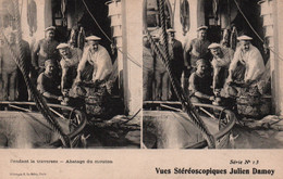 Marins - Pendant La Traversée, Abattage Du Mouton - Vues Stéréoscopiques Julien Damoy, Carte N° 13 Non Circulée - Stereoskopie