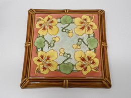 *RARE DESSOUS De PLAT ART NOUVEAU BARBOTINE CHOISY LE ROI Décor FLEURS JAUNES  E - Choisy Le Roi (FRA)