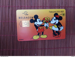 Disney Phonecard Mickey & Minnie Used Rare ! - Avec Puce