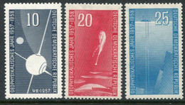 DDR / E. GERMANY 1957-58 International Geophysical Year MNH / **.  Michel  603, 616-17 - Ungebraucht