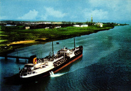 Cpsm Bateau Donges Pétrolier Au Port - Tankers