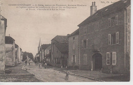 CPA Combeaufontaine - A Droite, Maison Des Empereurs, Ancienne Hôtellerie  Où Logèrent ... (avec Petite Animation) - Combeaufontaine