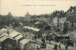 Fruges * La Place Du Village , Un Jour De Foire * Marché Marchands Brocante ? - Fruges