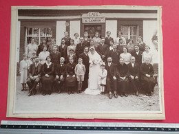 Photo D'un Mariage Aux Grandes Ventes - Photo De Groupe Devant Café Campion  - N 111 - Places