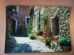 Bonnieux, Une Rue Pittoresque (GF3495) - Bonnieux