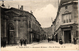 CPA Bar Le Duc-Monument Michaux-Rue Du Bourg (184121) - Bar Le Duc