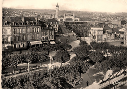 Limoges * La Place Jourdan Et Avenue De La Gare - Limoges