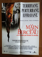 AFFICHE CINEMA ORIGINALE FILM LA MAIN SUR LE BERCEAU 1992 ANNEBELLA SCIORRA R DE MORNAY 52.2CMX38.4CM DE CURTIS HANSON - Affiches & Posters