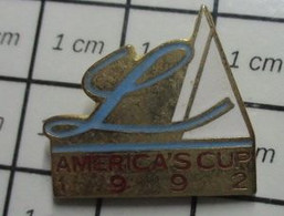 613D Pin's Pins / Beau Et Rare / THEME : SPORTS / VOILIER VOILE AMERICA'S CUP Et FRENCH FLOPS - Zeilen
