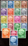 Sarre-221- Original Values Issued In 1957 (++/+) MNH/LH - Quality In Your Opinion. - Other & Unclassified