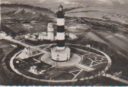 Cpsm 9x14. ILE D'OLERON (17) La France Vue Du Ciel. Le Phare De Chassiron - Ile D'Oléron