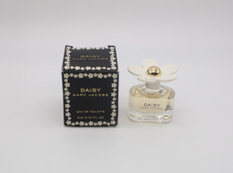 Marc Jacobs Daisy - Miniatures Men's Fragrances (in Box)