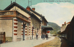 CPA. - [06] Alpes Maritimes > GRASSE > LA GARE Du SUD-FRANCE - TBE - Grasse