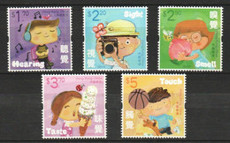 Hong Kong 2017 S#1860-1864 Five Senses MNH Bird Butterfly Camera Bee Food Fruit Insect Dog Basketball Unusual Sense - Unused Stamps