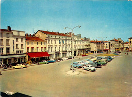 Châlons Sur Marne * La Place De La République * Automobile Voiture Ancienne - Châlons-sur-Marne