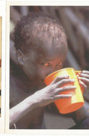 Th. Hist. Petit Soudanais Bénéficiant D'une Distribution De Nourriture , En 1998 - Histoire