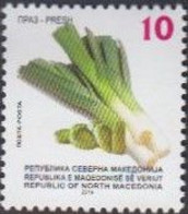 NORTH MACEDONIA, STAMPS, MICHEL 887 - VEGETABLES-Leek + - Légumes
