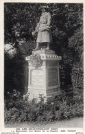 LES AIX D'ANGILLON LE MONUMENT AUX MORTS DE LA GUERRE TBE - Les Aix-d'Angillon