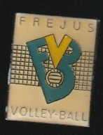 75921- Pin's- Frejus.Volley-ball. - Volleybal