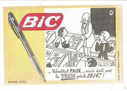 Buvard STYLO BIC Résultat Faux Mais Vraie Pointe BIC école JEAN EFFEL - Papeterie