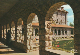 ABBAYE NOTRE-DAME DE TOURNAY. - Les Cloîtres. Cliché RARE - Tournay