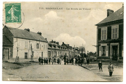60420 MAIGNELAY - La Route De Tricot (MB N° 712) - Joli Groupe D'enfants - Maignelay Montigny
