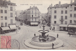 LYON - Vaise - Place De La Pyramide - Lyon 9