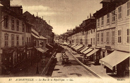 I0311 - ALBERTVILLE - D73 - La Rue De La République - Albertville