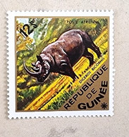 GUINEE Rhinocéros, Yvert  N° 549 ** Neuf Sans Charnière, MNH - Rhinocéros