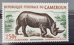 CAMEROUN Rhinocéros, Yvert PA 55 ** Neuf Sans Charnière, MNH - Rinocerontes