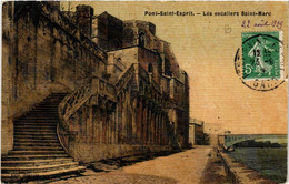 CPA PONT-St-ESPRIT - Les Escaliers St-Marc (459203) - Pont-Saint-Esprit