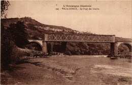 CPA Auvergne Illustrée VIC-le-COMTE Le Pont Des Goules (408300) - Vic Le Comte