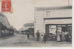 CPA Vitrey(-sur-Mance) - Avenue De La Poste (avec Jolie Animation) - Vitrey-sur-Mance