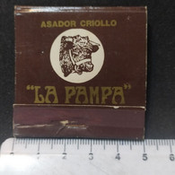 Caja Carterita Fósforos Asador Criollo "La Pampa" - Buenos Aires - Argentina - Casi Sin Uso - Boites D'allumettes